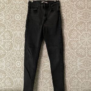 Mile High Super Skinny Levi Jeans - Size 28